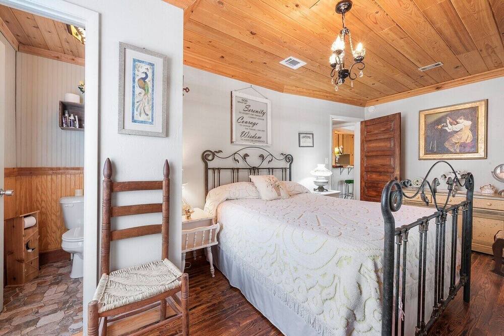 Photo of Bedroom in Old Town