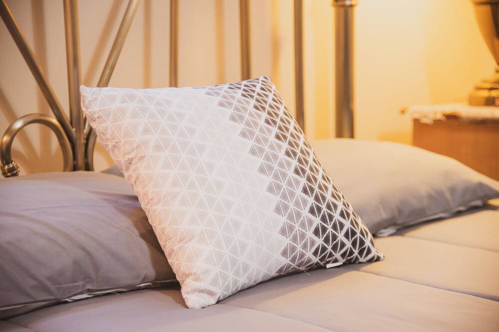 Photo of Bedroom in Jamestown