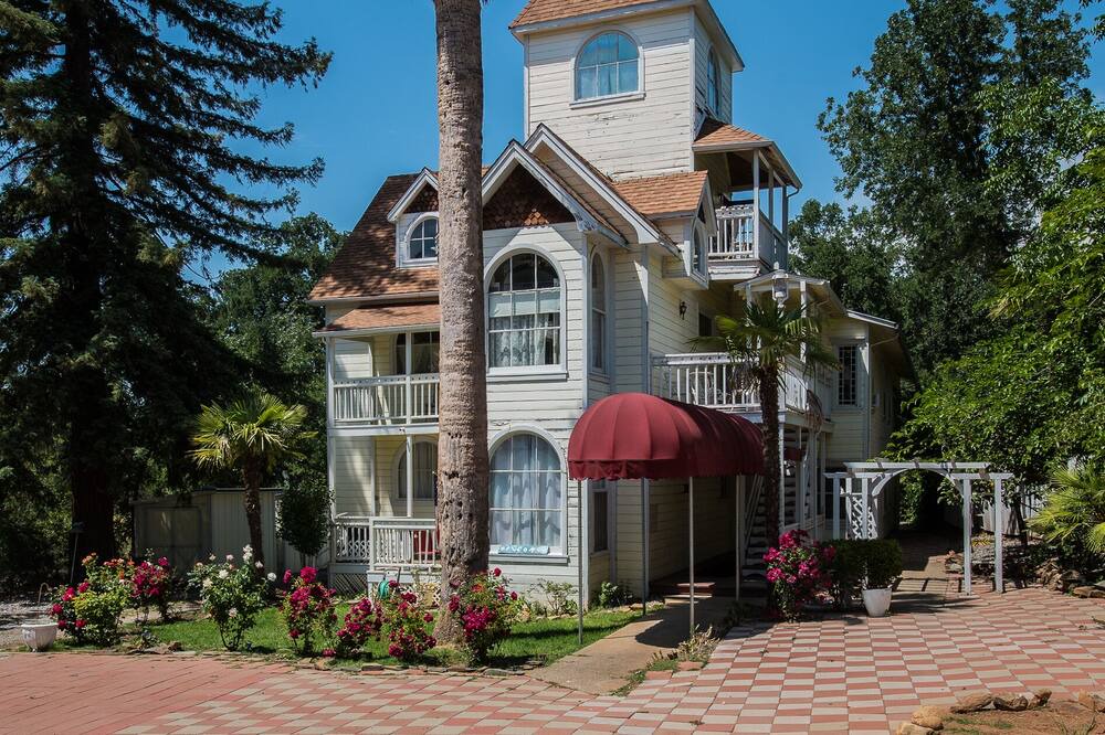 Photo of Outdoor in Jamestown