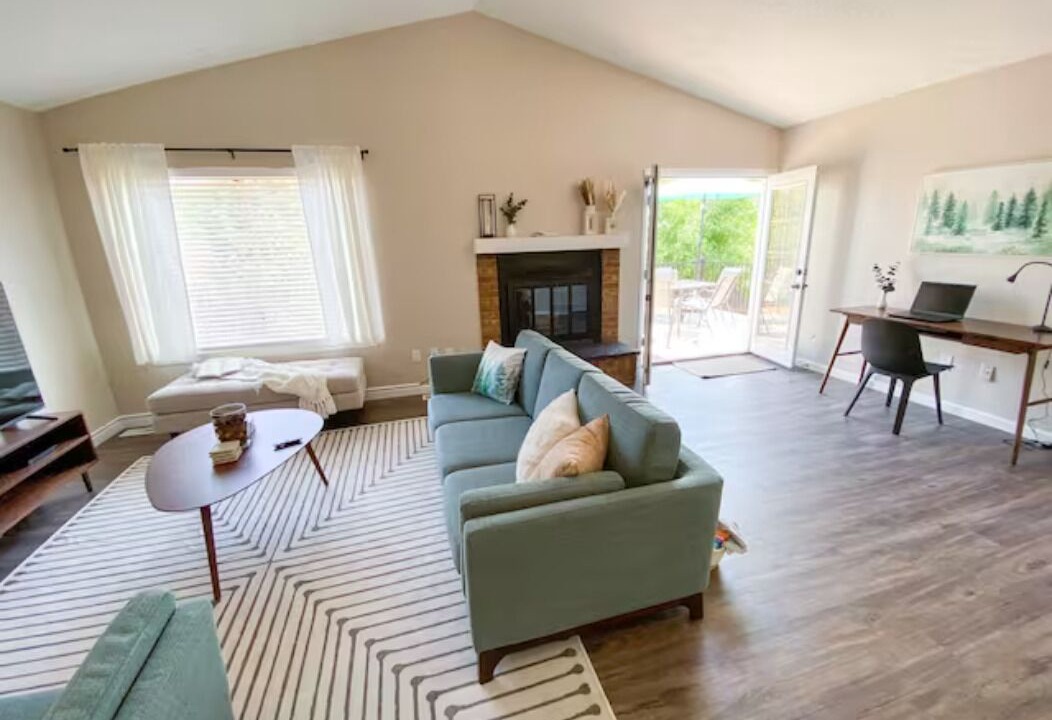 Photo of Livingroom in West Westminster