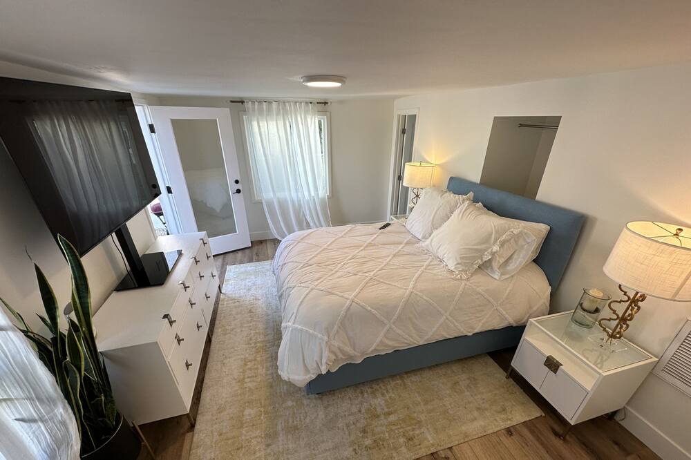 Photo of Bedroom in Tree Section