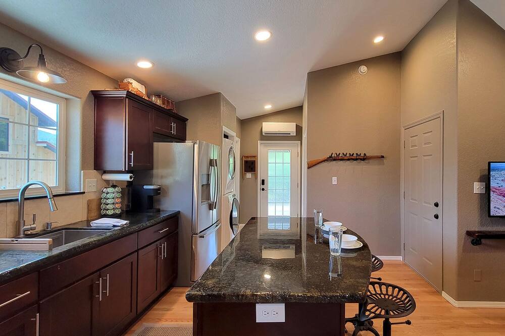 Photo of Others in Grants Pass