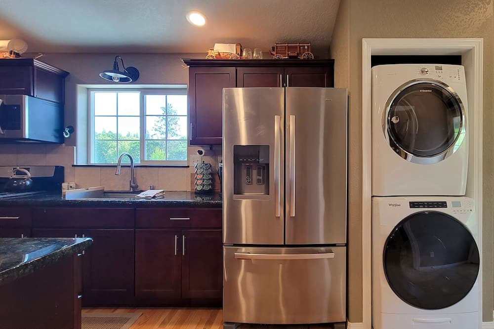 Photo of Others in Grants Pass