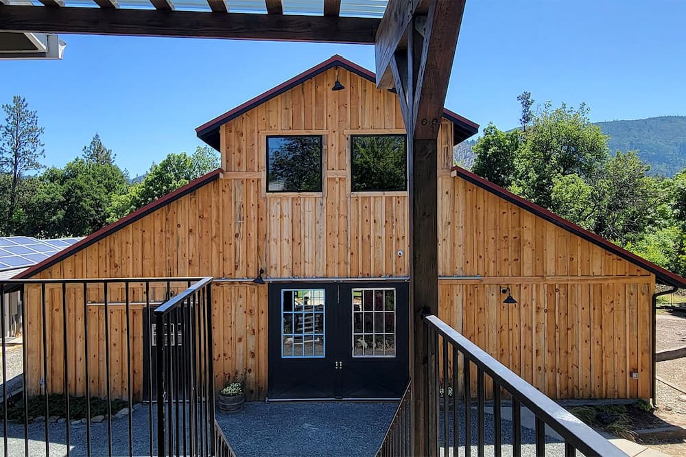 Photo of Others in Grants Pass