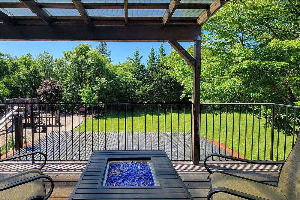 Photo of Others in Grants Pass