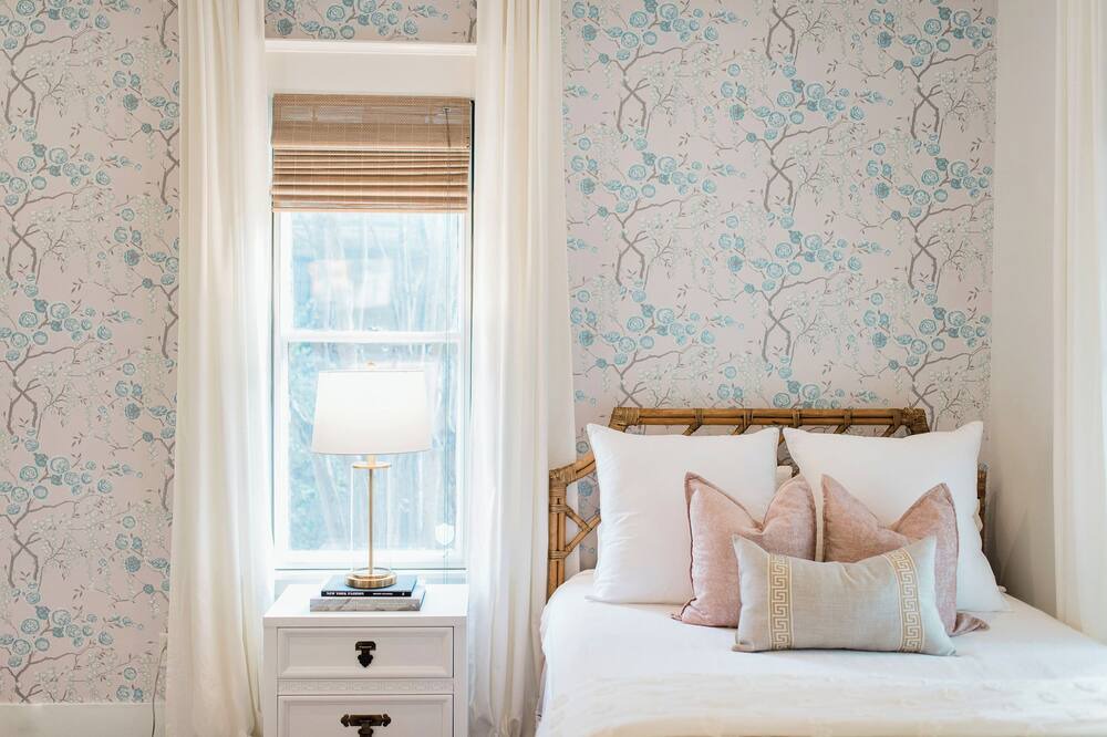 Photo of Bedroom in Fairmount
