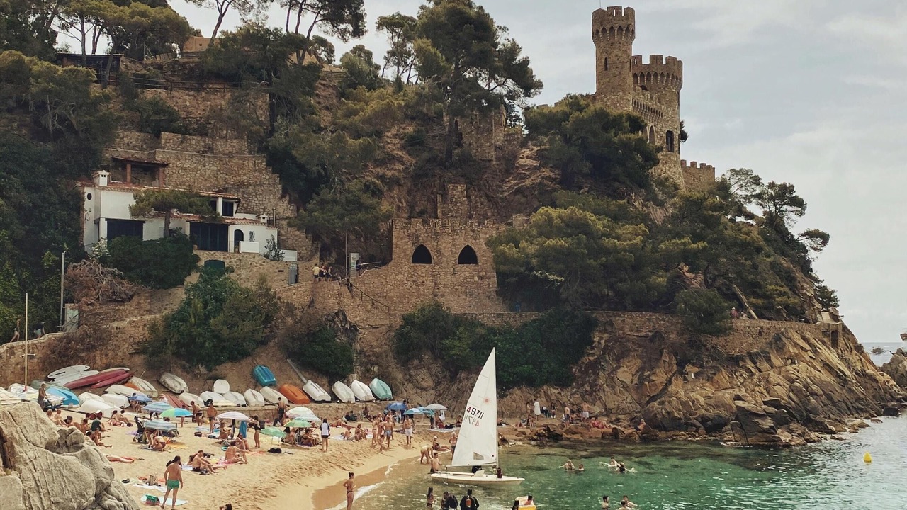 Photo of Others in Lloret Town Center