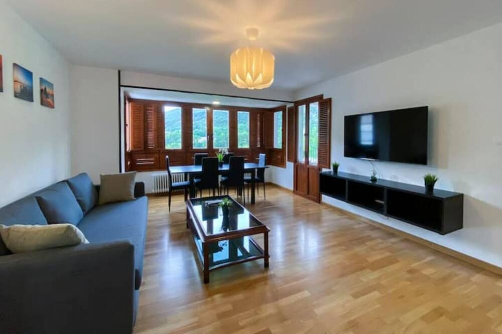 Photo of Livingroom in Boltana