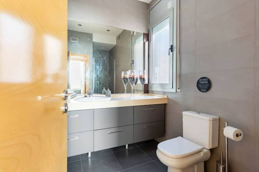 Photo of Bathroom in Canyelles