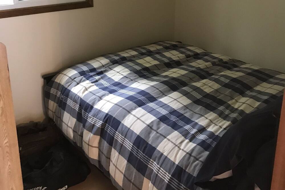 Photo of Bedroom in Roseneath