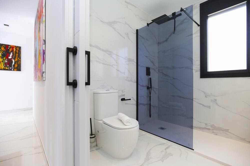 Photo of Bathroom in El Roc de Sant Gaieta