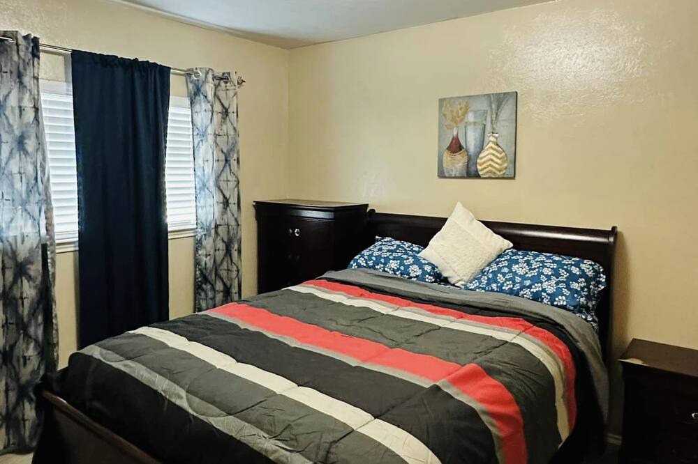Photo of Bedroom in Central Southwest