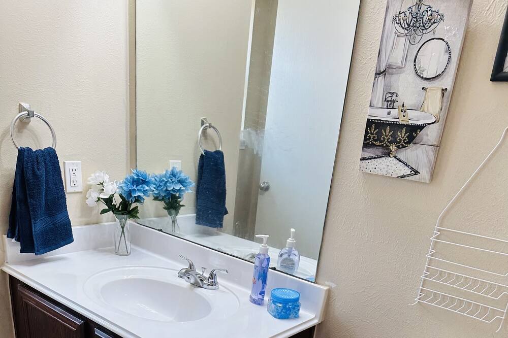 Photo of Bathroom in Central Southwest