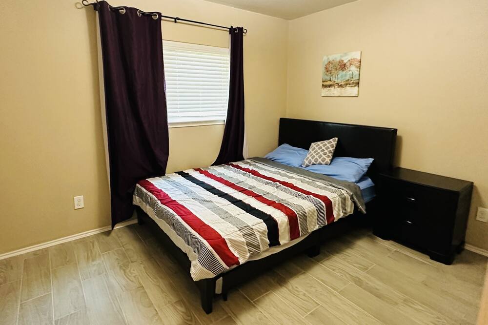 Photo of Bedroom in Central Southwest