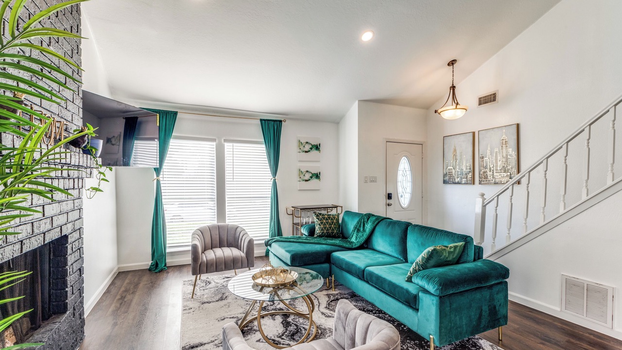 Photo of Livingroom in Quail Valley