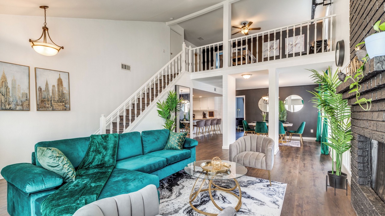 Photo of Livingroom in Quail Valley