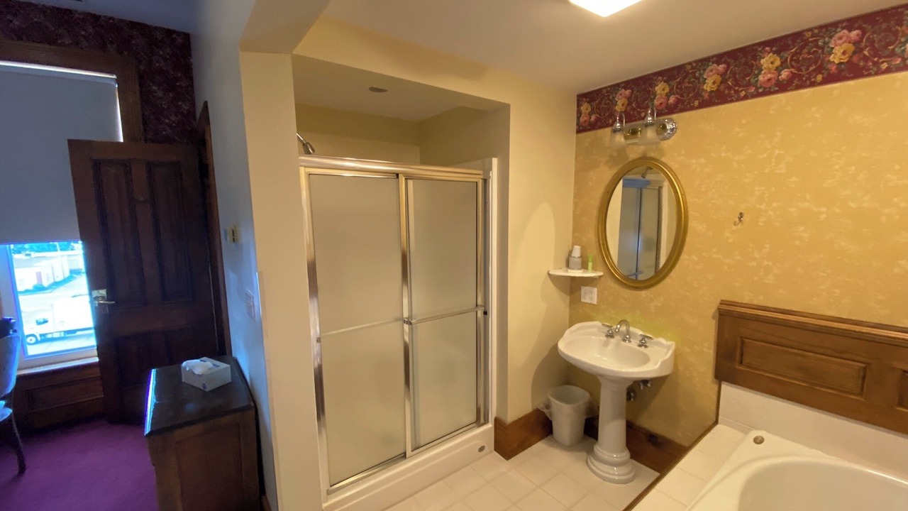 Photo of Bathroom in Maquoketa