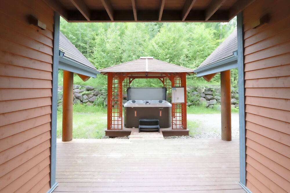 Photo of Patio Balcony in Saint-Philemon