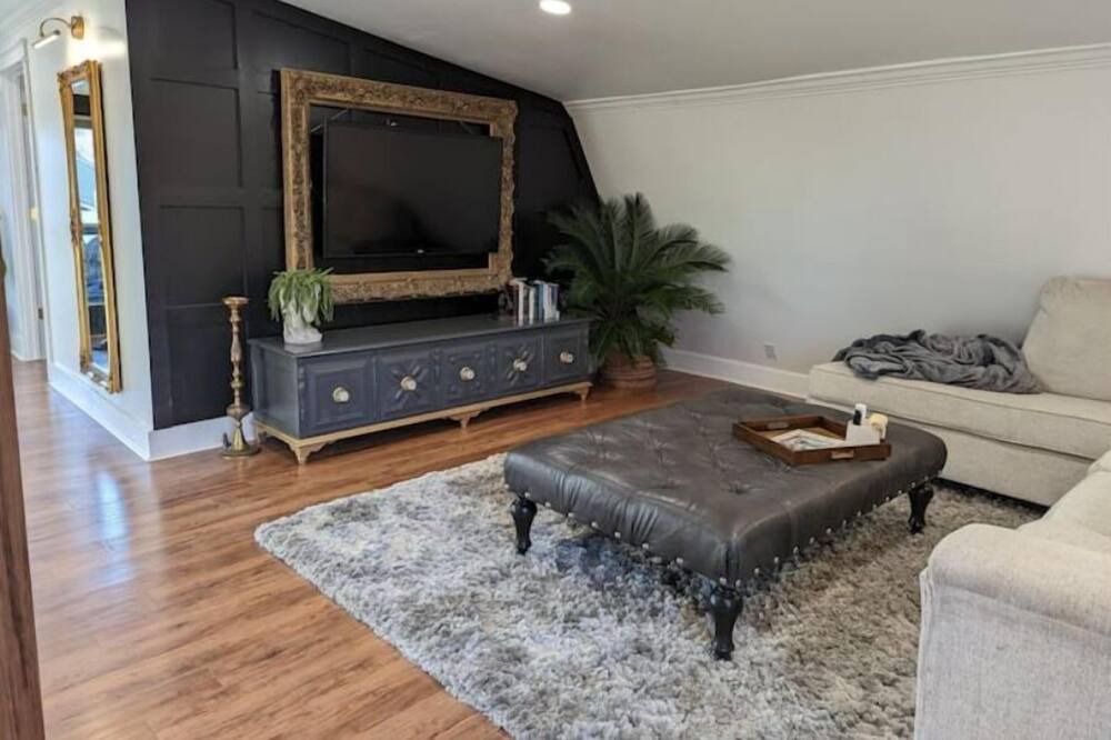 Photo of Livingroom in Bellevue