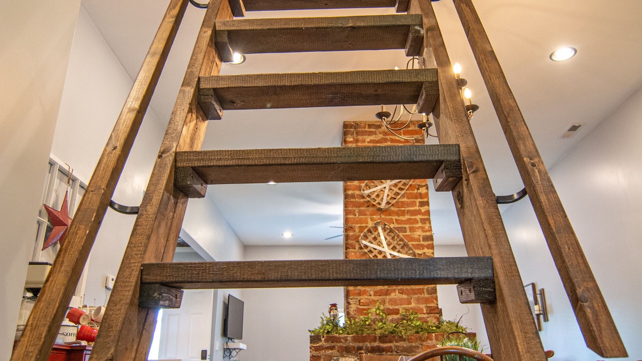 Photo of Others in Benton