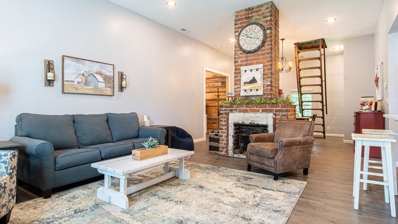 Photo of Livingroom in Benton