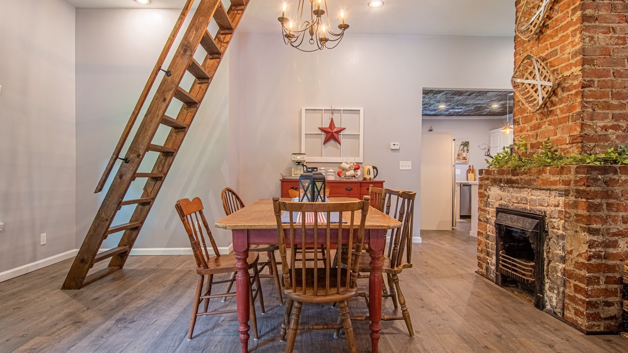 Photo of Others in Benton