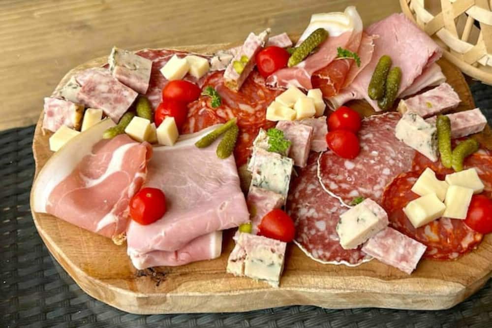 Photo of Others in Jagée