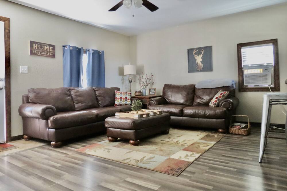 Photo of Livingroom in Daisy