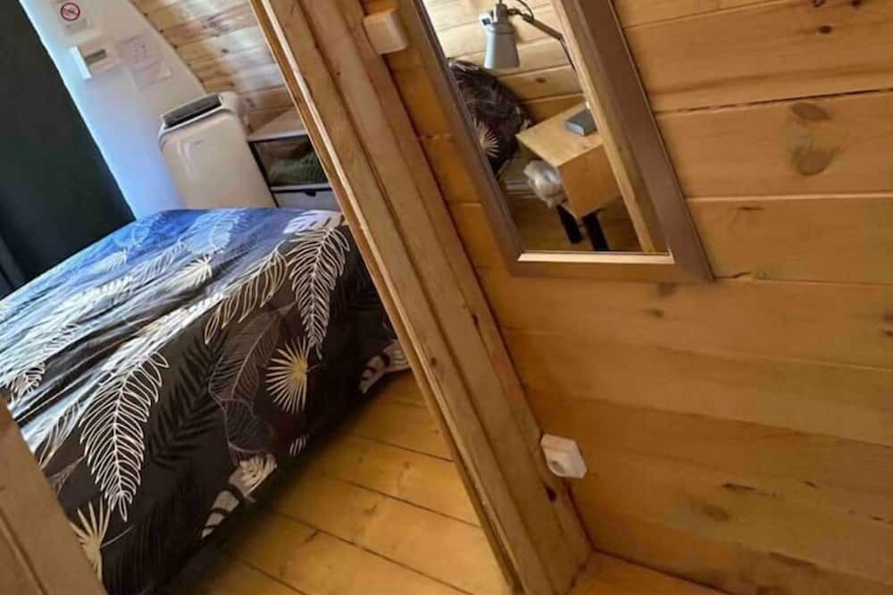 Photo of Bedroom in Saint-Eulien