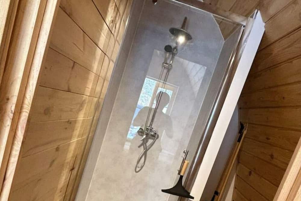 Photo of Bathroom in Saint-Eulien