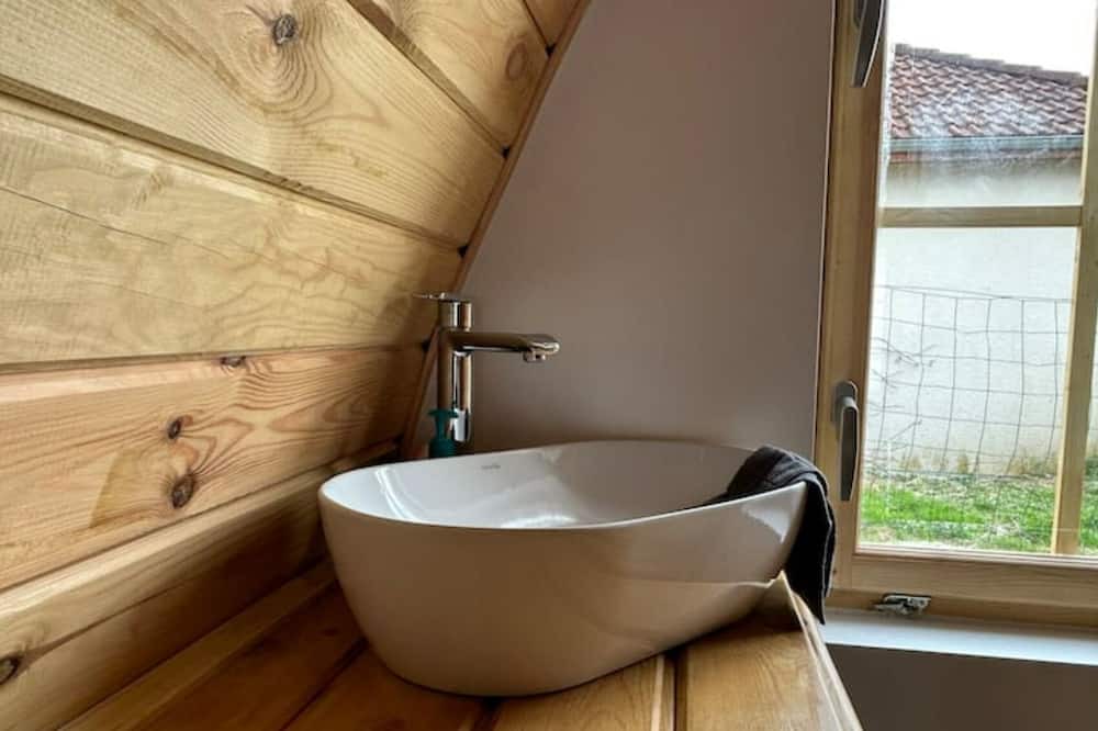 Photo of Bathroom in Saint-Eulien