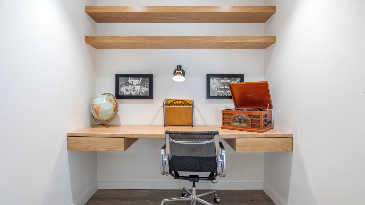 Photo of Others in Edgehill