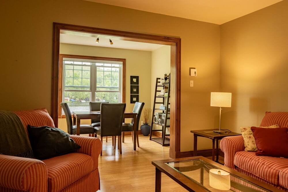 Photo of Livingroom in Mont-Carmel