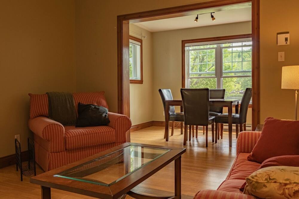 Photo of Livingroom in Mont-Carmel