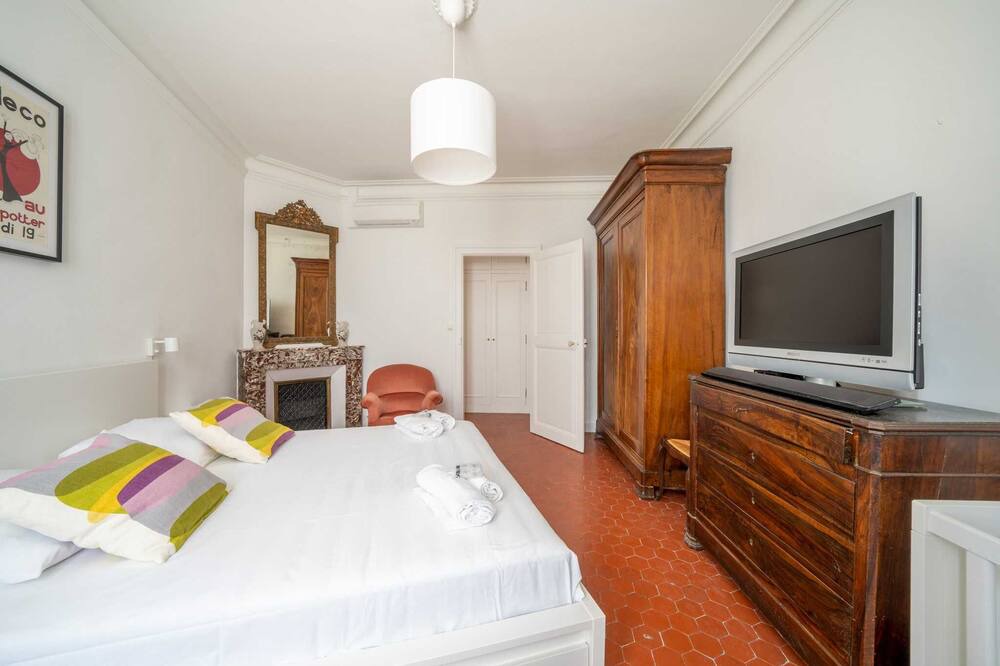 Photo of Bedroom in Gambetta