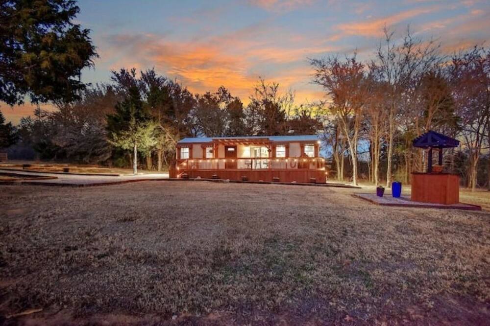 Photo of Outdoor in Gainesville