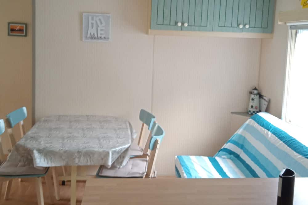 Photo of Others in Feins