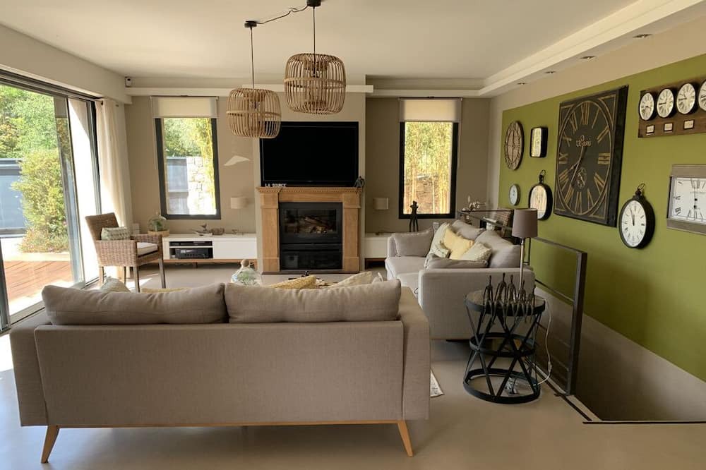 Photo of Livingroom in Saint-Jacques