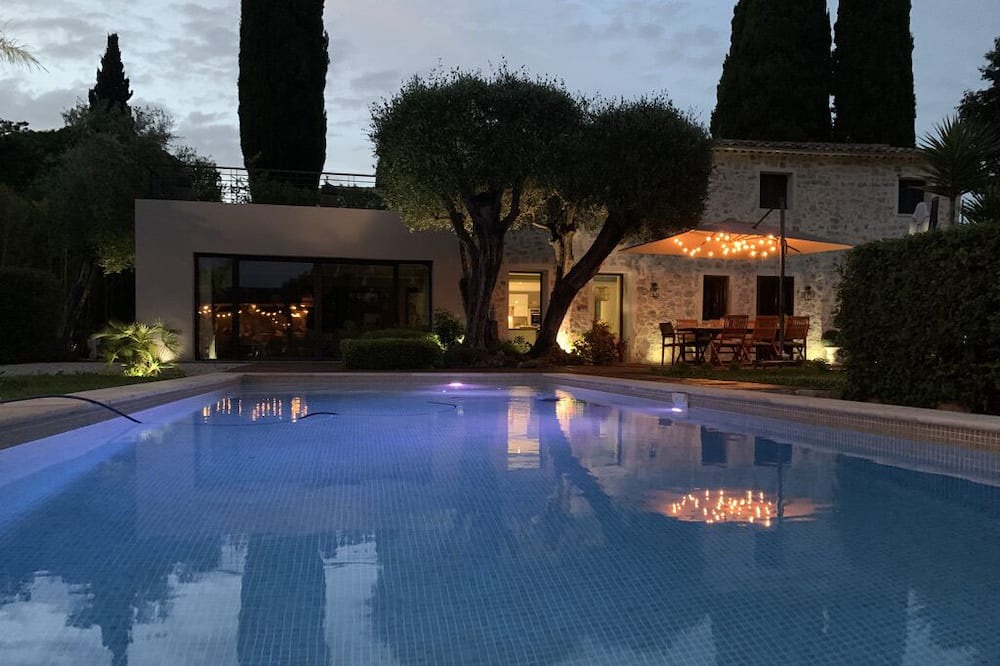 Photo of Outdoor in Saint-Jacques