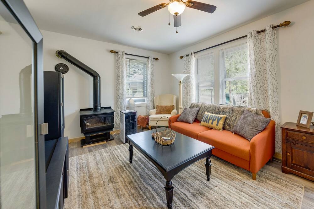 Photo of Bedroom in Hillsboro