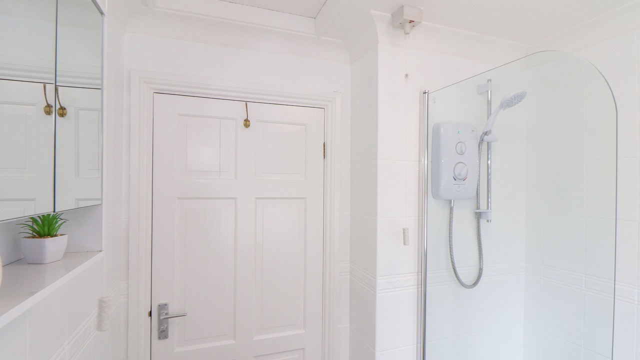 Photo of Others in Lanner