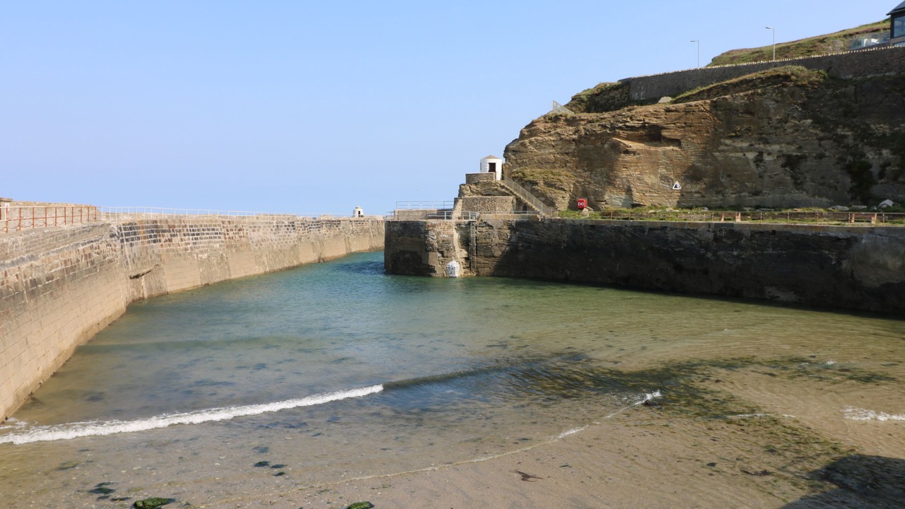 Photo of Others in Lanner