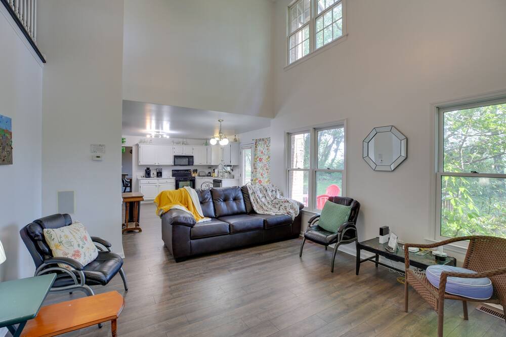 Photo of Livingroom in Keene