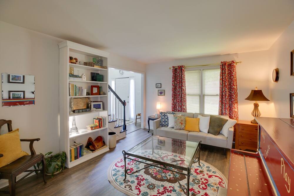Photo of Livingroom in Keene