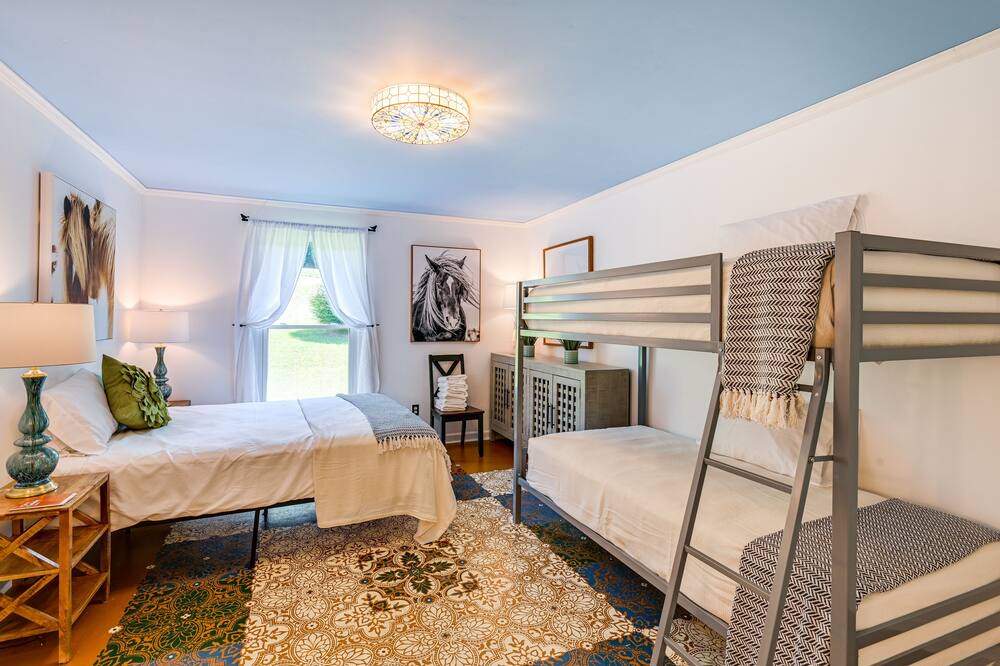 Photo of Bedroom in Whites Creek