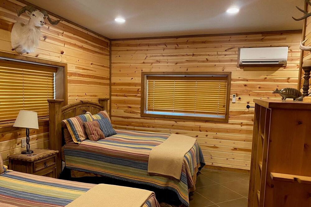 Photo of Bedroom in Llano