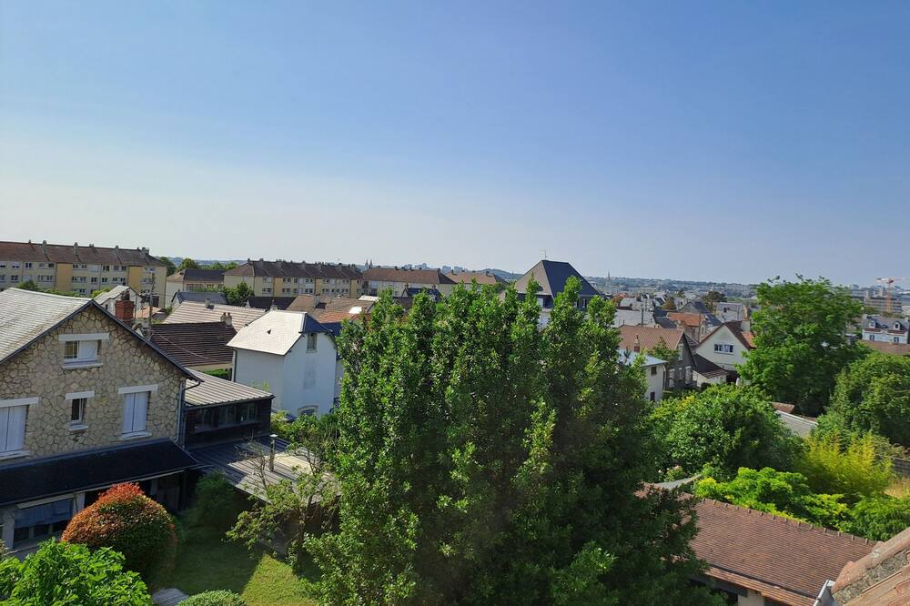 Photo of Outdoor in Claude Decaen