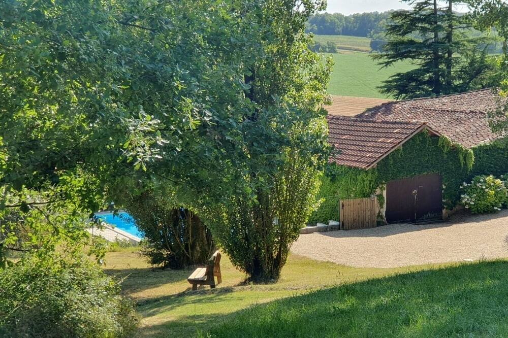 Photo of Others in Poullignac