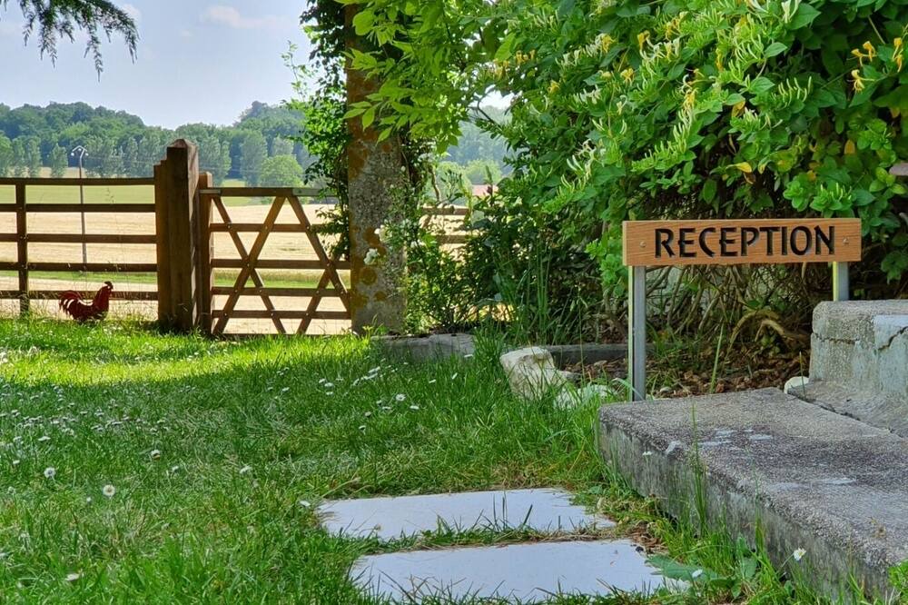 Photo of Others in Poullignac