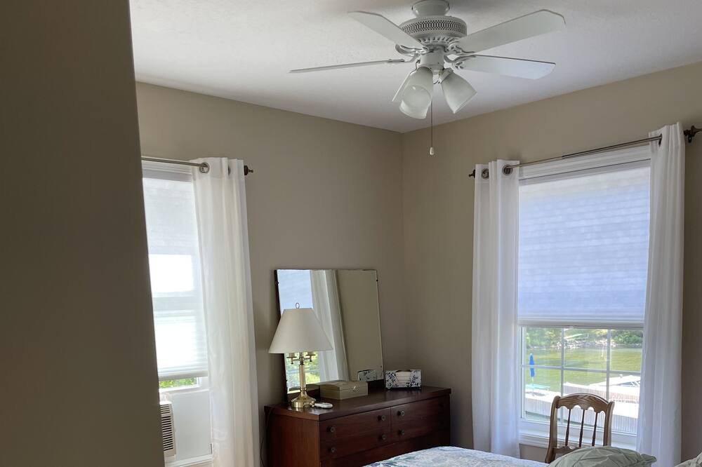 Photo of Bedroom in Clayton